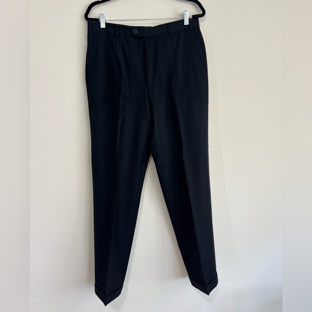 Zanella Men’s Wool Dress Pant. Size 33. Like New Condition.
